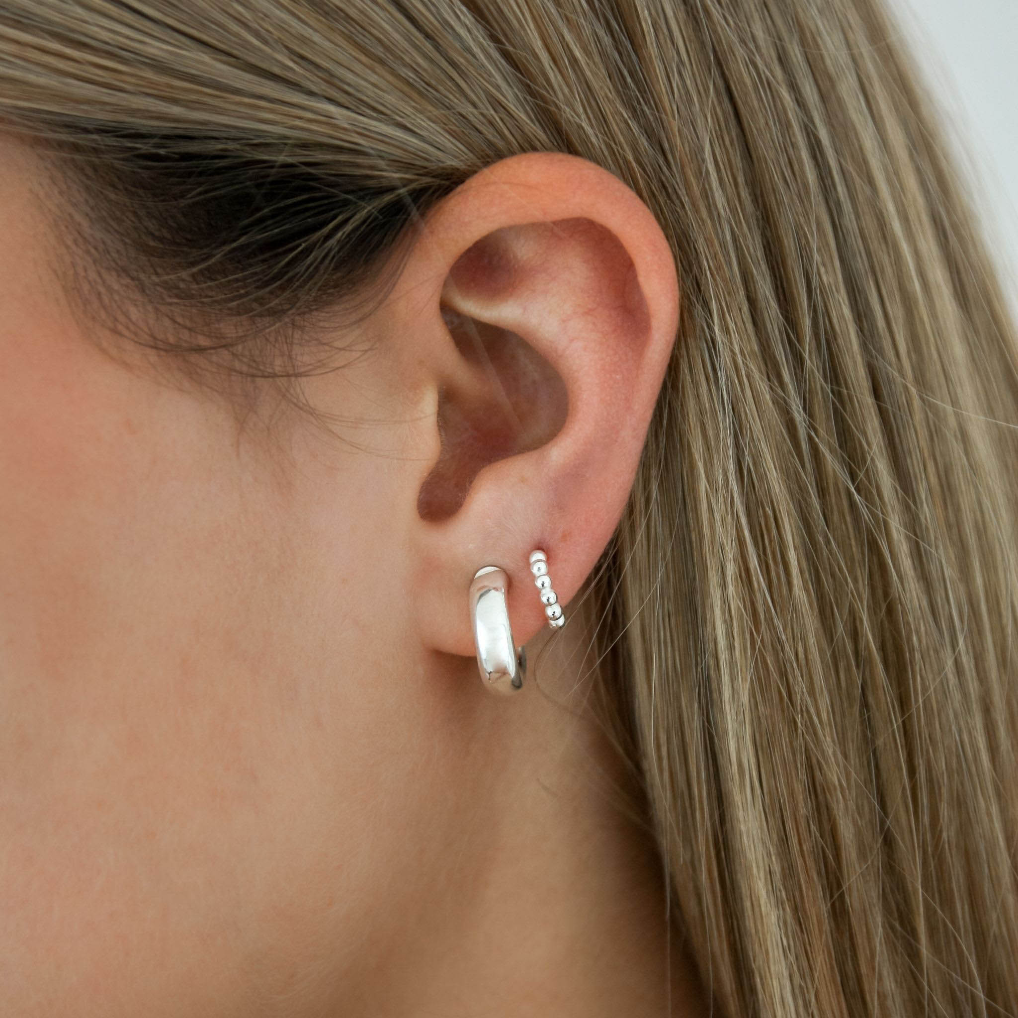 Bild von "Beads". Ohrcreolen, 10mm. Silber 925