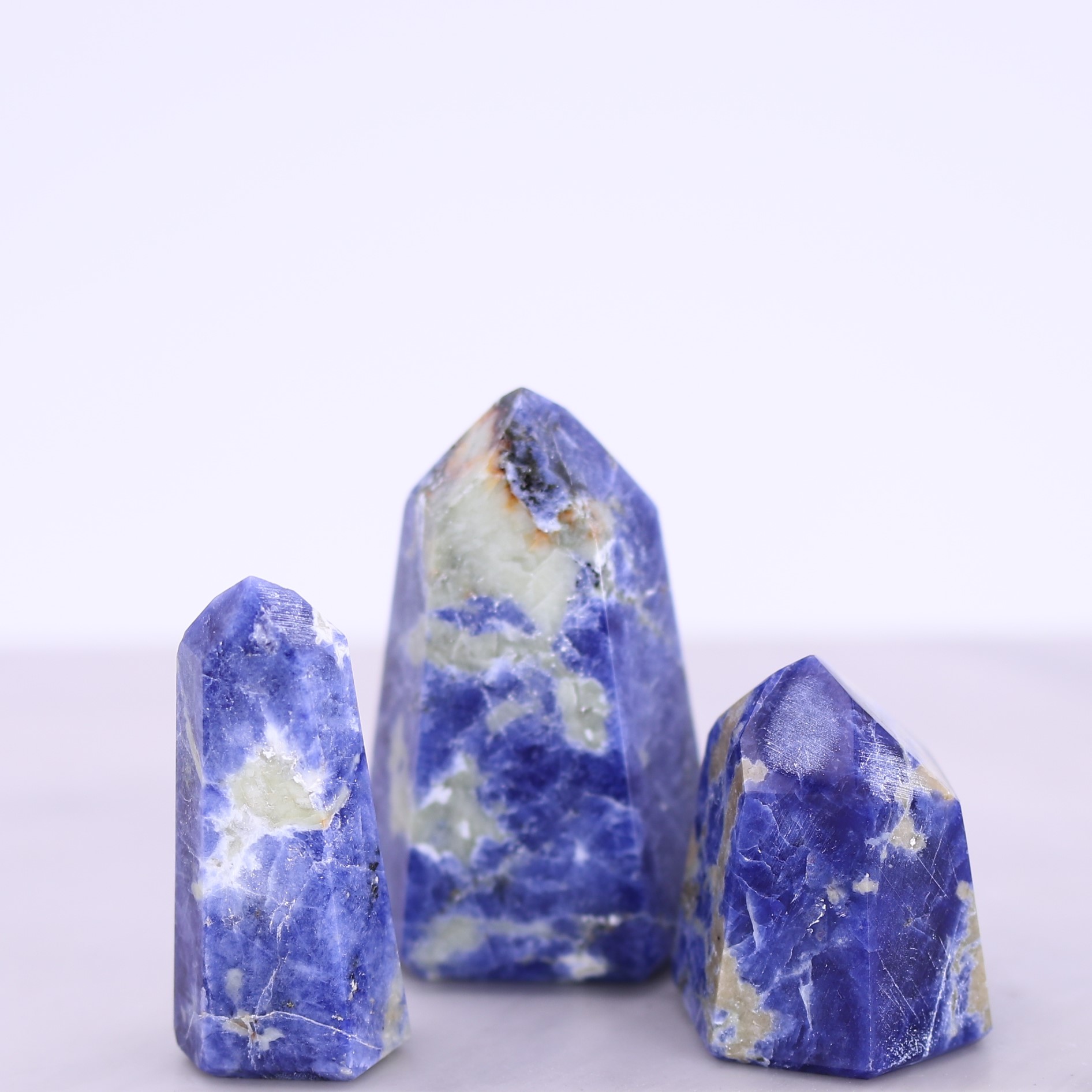 Bild von Sodalith Spitzen poliert (Set à 3 Stk.)