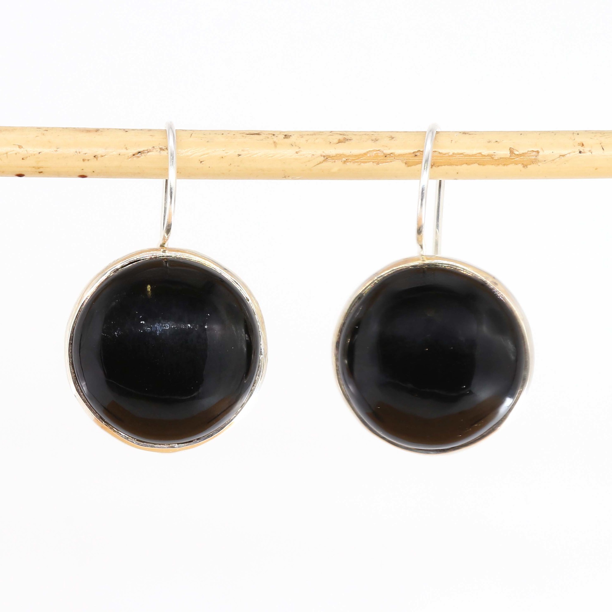 Bild von "Cabochon". Onyx. Ohrringe. Silber 925