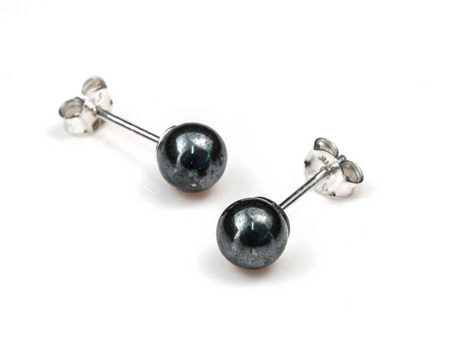 Bild von "Kugel". Hämatit. Ohrstecker. Silber 925